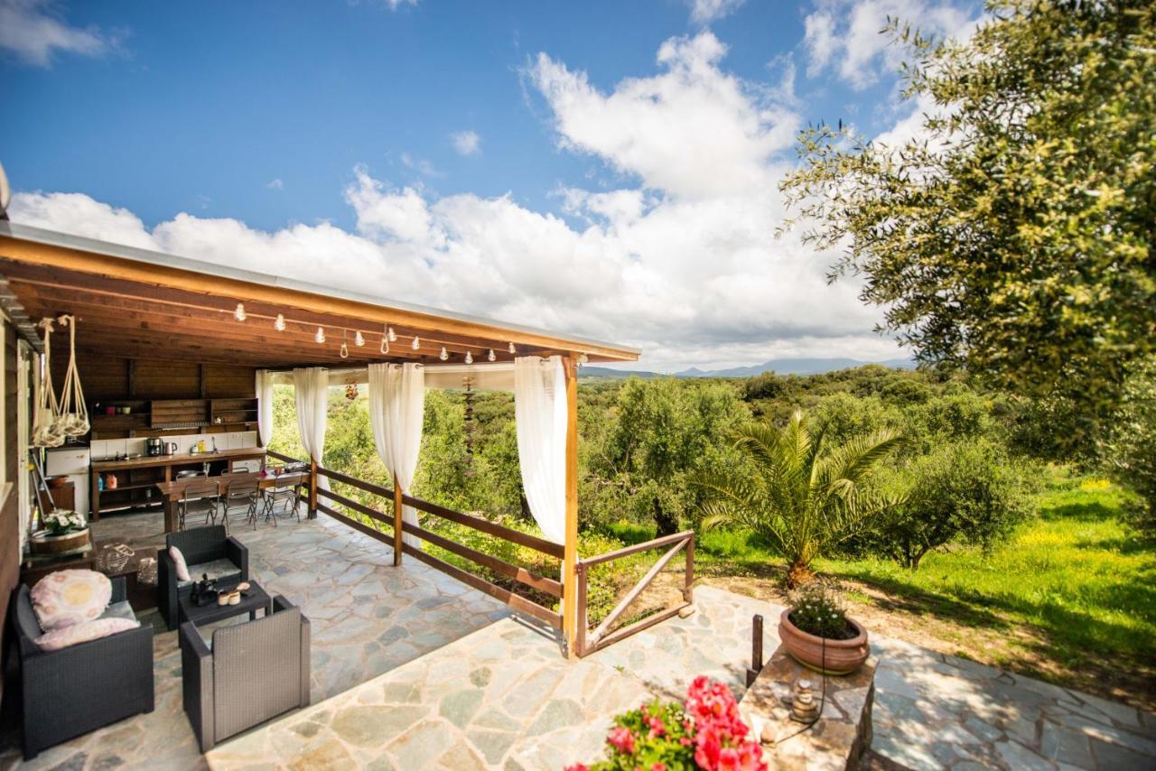 Hakuna Matata Holidays Wooden Lodge With Airco & Pool In Greek Olive Grove Methoni  Exterior foto